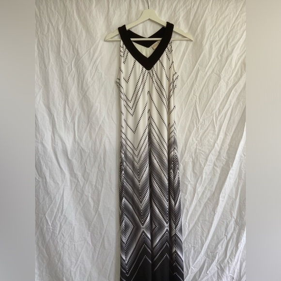Chico’s Graphic Diamond Greta Maxi Dress Size 0 / XS - Picture 5 of 13
